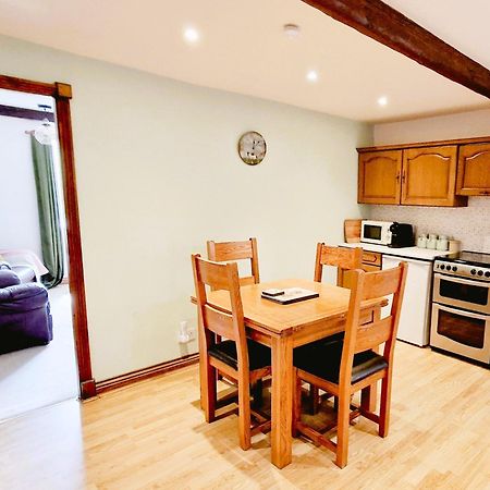 The Old Wash Kitchen - Charming Character Cottage In Holmfirth, Yorkshire Exterior foto
